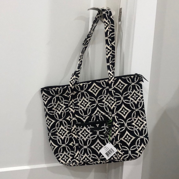 Vera Bradley Handbags - Vera Bradley bag - Villager Concerto